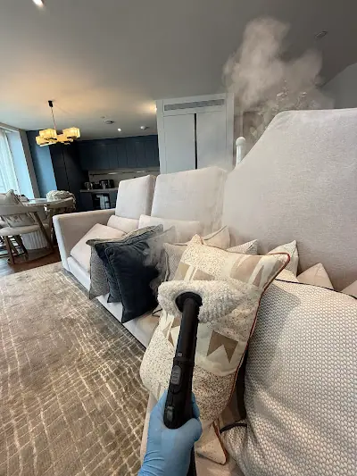 Limpieza de sofás a domicilio en Almuñécar