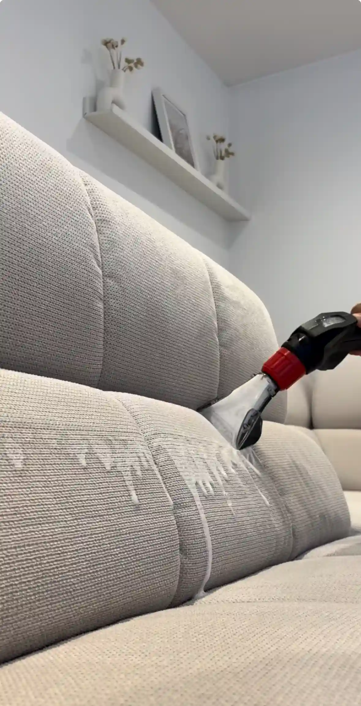 Limpieza profesional de sofás en Almuñécar